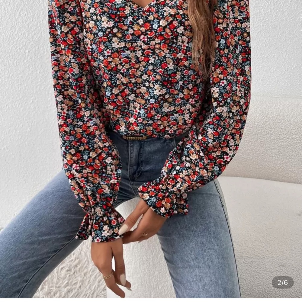 SHEIN Multicolor Floral Blouse - Picture 1 of 3